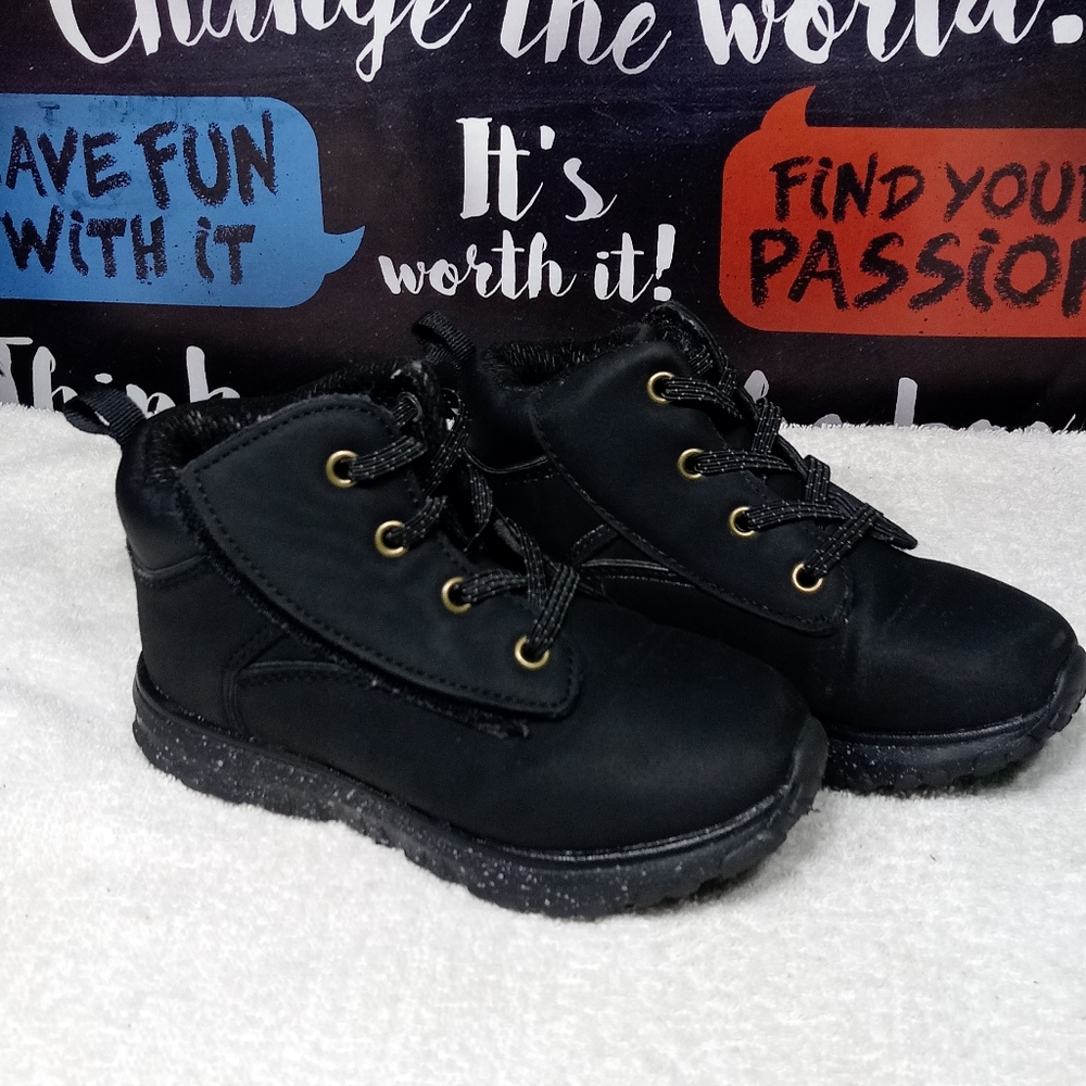 Shoes - Picture 3 of 5